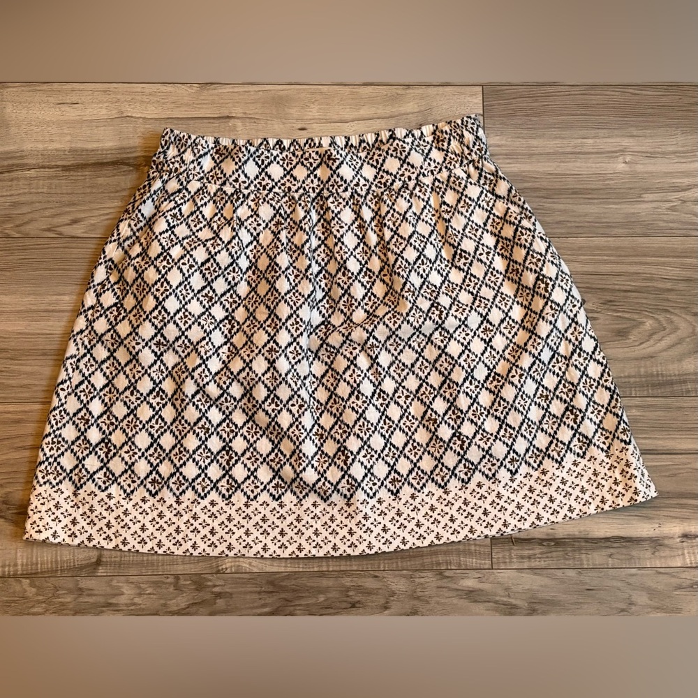 3/$25 LOFT Printed Skirt with Pockets | Size M